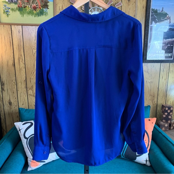 New York & Co Royal Blue V-neckline Button-Down Shirt - Picture 4 of 8